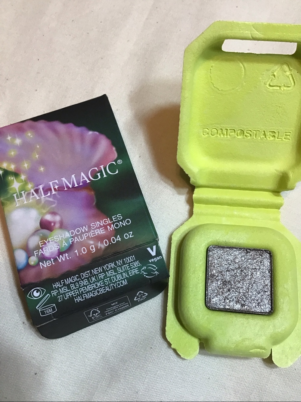 Half Magic Eyeshadow in Possessed Pearl